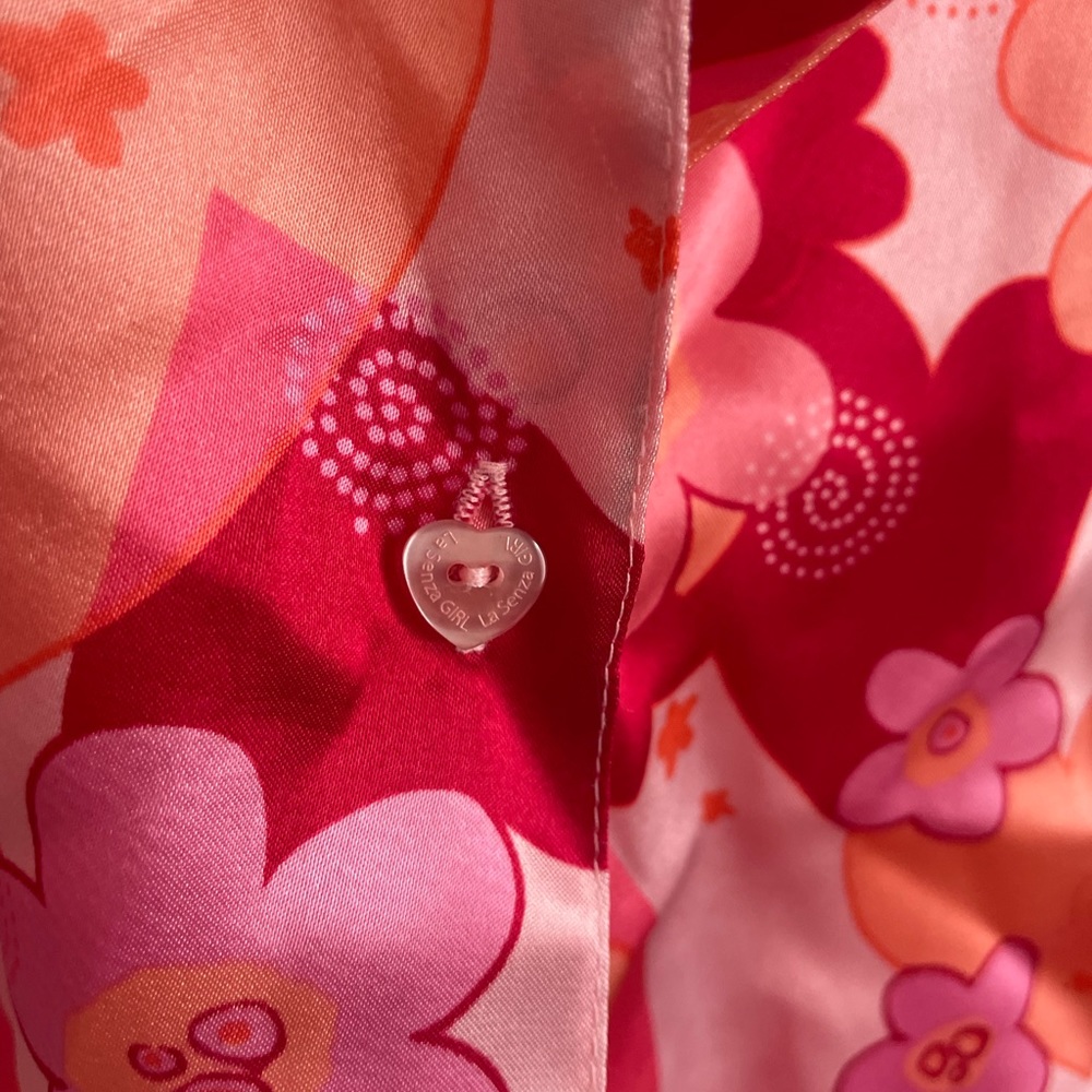 Groovy button up - Picture 2 of 3